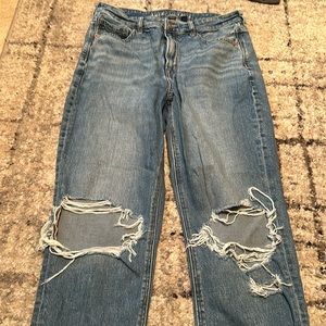 American Eagle Mom Jeans, size 10